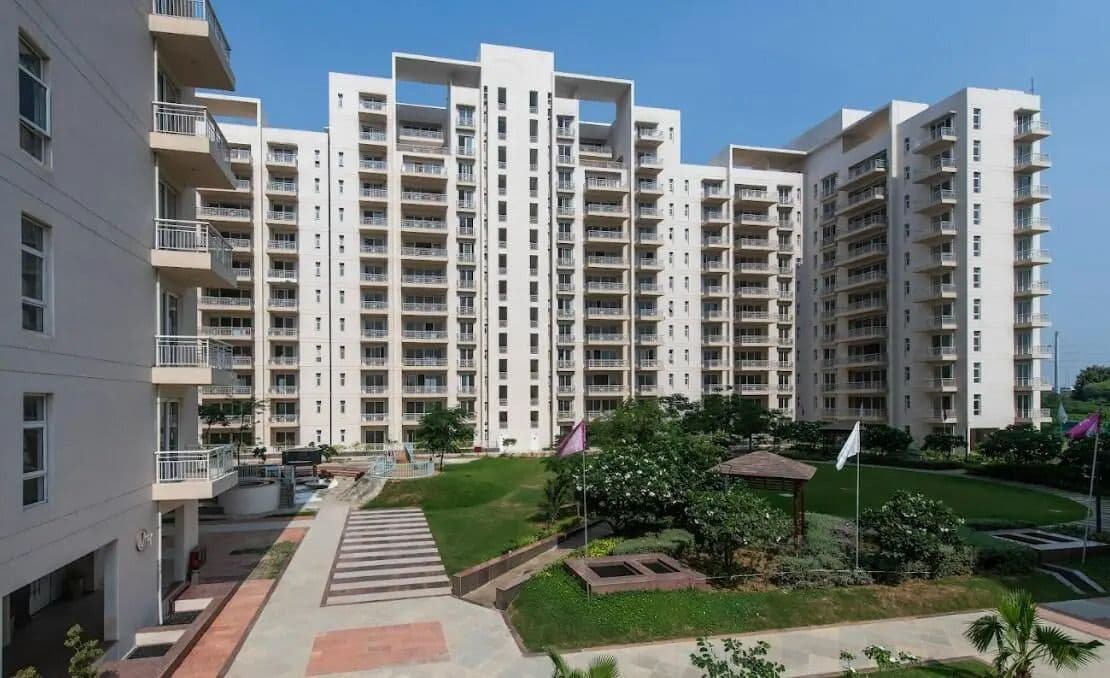 Vatika the Sovereign Apartments image 1